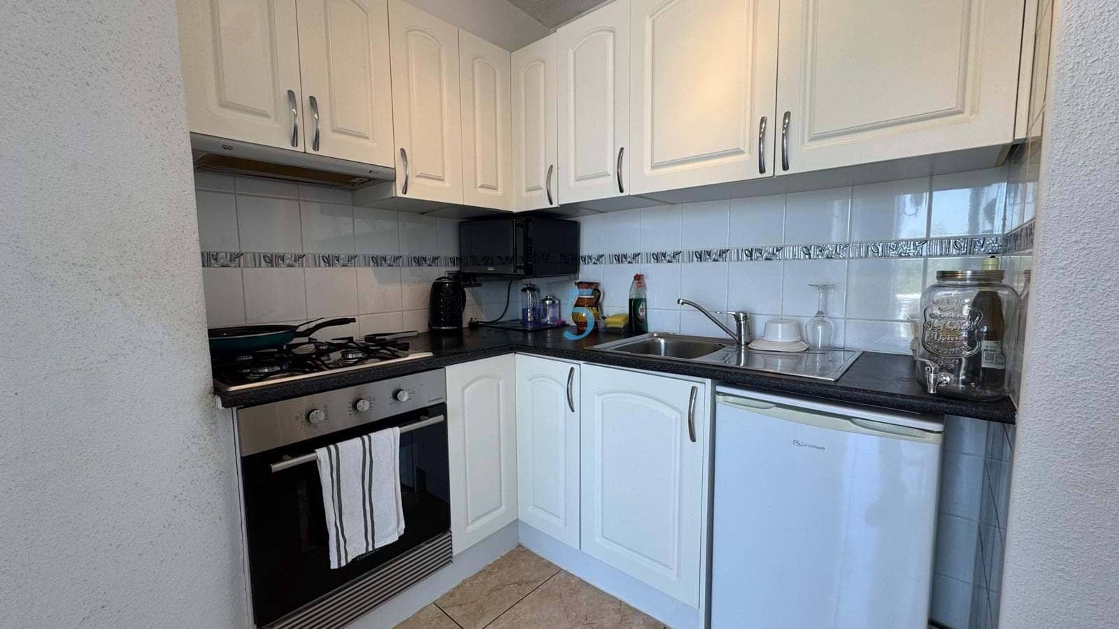 2 sovrum Hus till salu i Villamartin med pool - 205 000 € (Ref: 9077488)