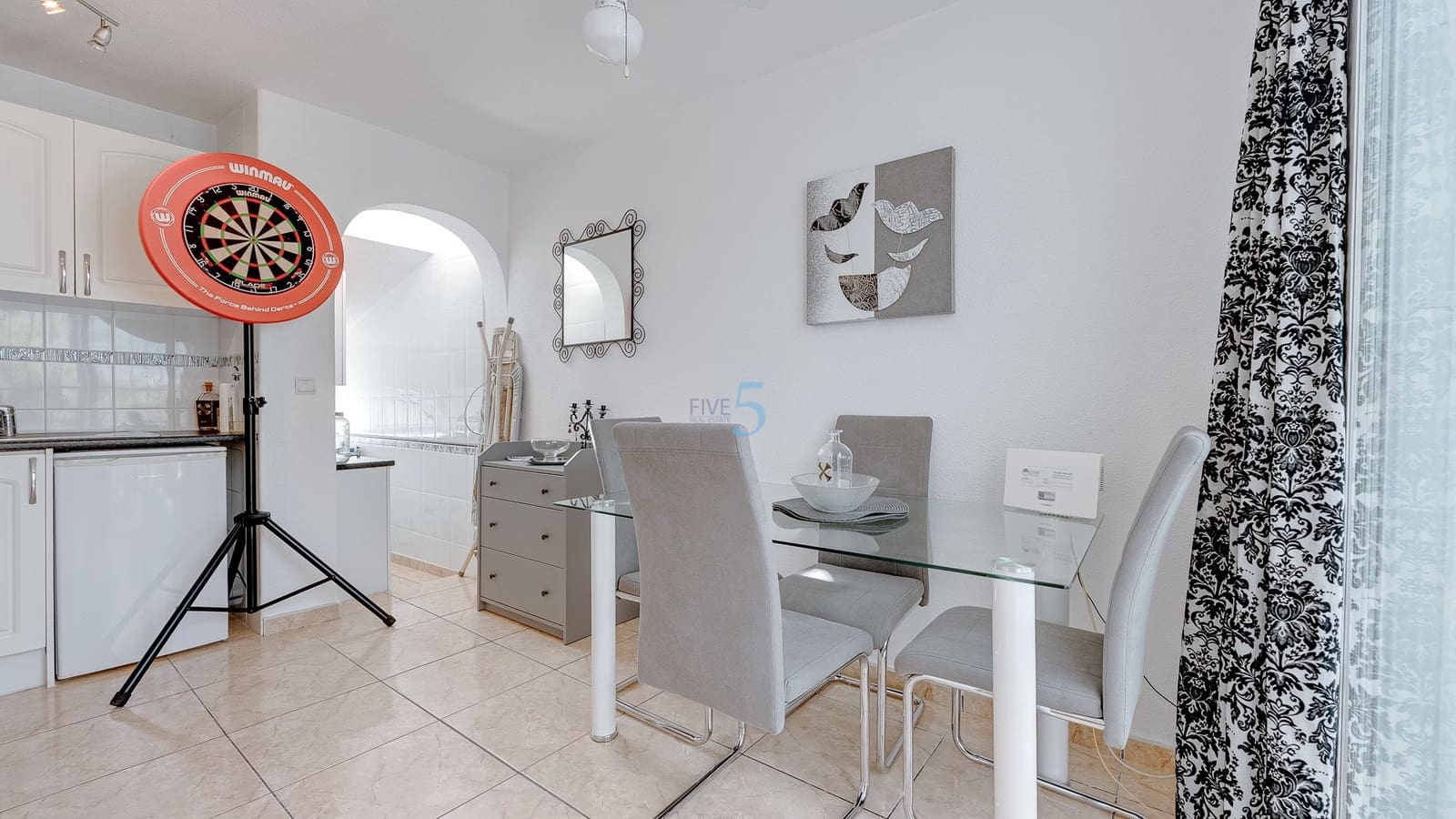 Casa de 2 habitaciones en Villamartin en venta con piscina - 205.000 € (Ref: 9077488)