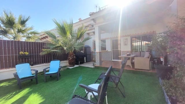 3 quarto Casa em Banda para venda em San Miguel de Salinas com piscina - 243 000 € (Ref: 9095691)