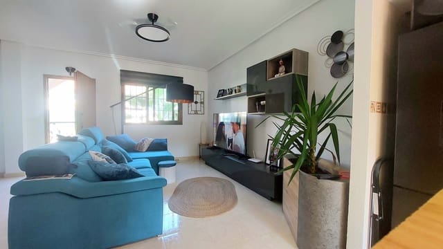 3 quarto Casa em Banda para venda em San Miguel de Salinas com piscina - 243 000 € (Ref: 9095691)