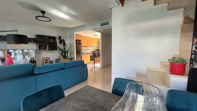 3 quarto Casa em Banda para venda em San Miguel de Salinas com piscina - 243 000 € (Ref: 9095691)