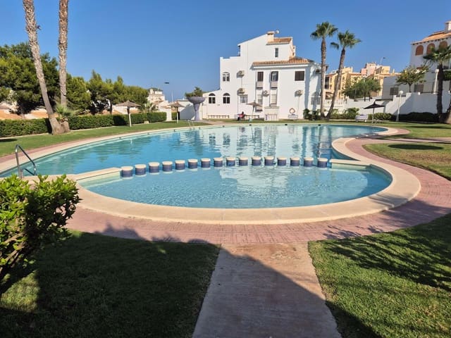 3 chambre Maison de Ville à vendre à La Mata, Torrevieja avec piscine - 218 000 € (Ref: 9095747)