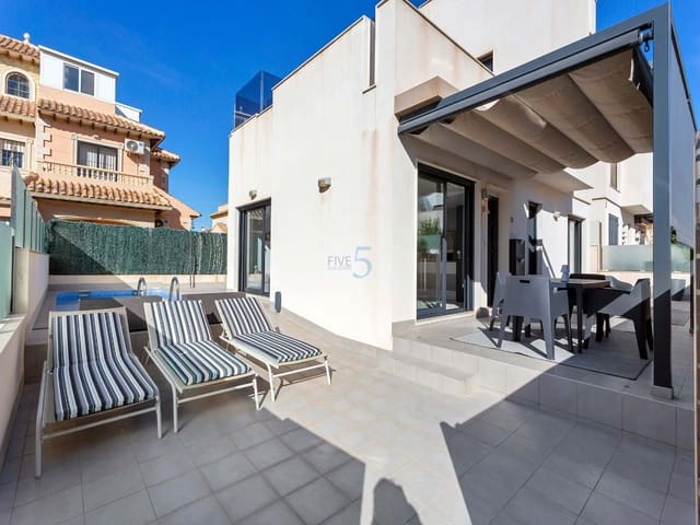5 chambre Villa/Maison à vendre à Torrevieja avec piscine - 399 900 € (Ref: 9097621)