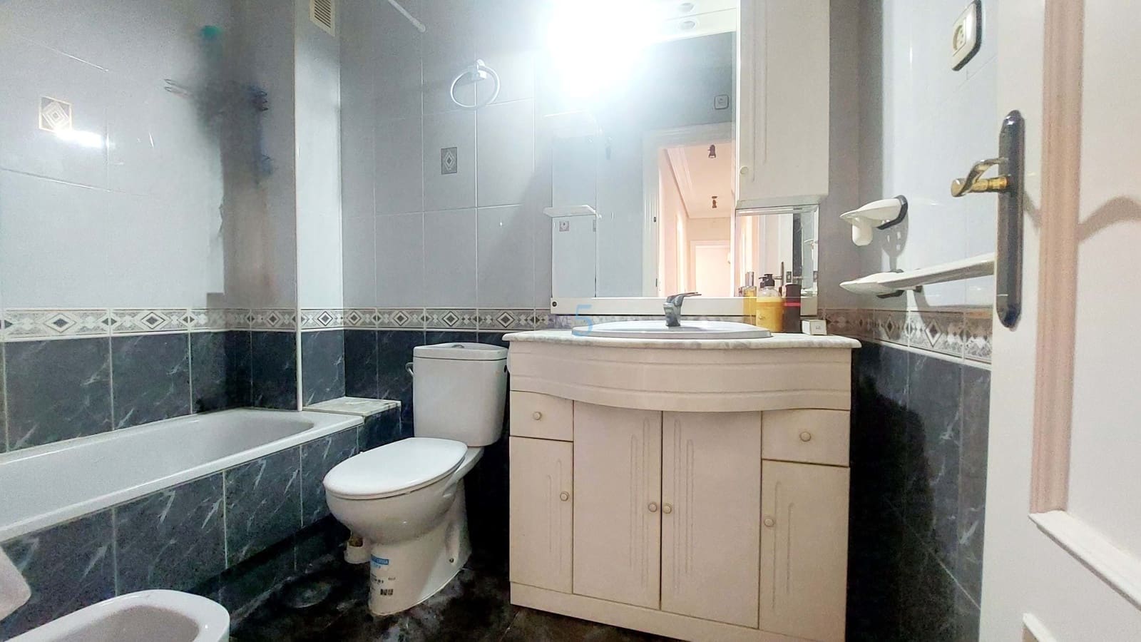 Apartamento de 3 habitaciones en San Pedro del Pinatar en venta con garaje - 159.000 € (Ref: 9097623)