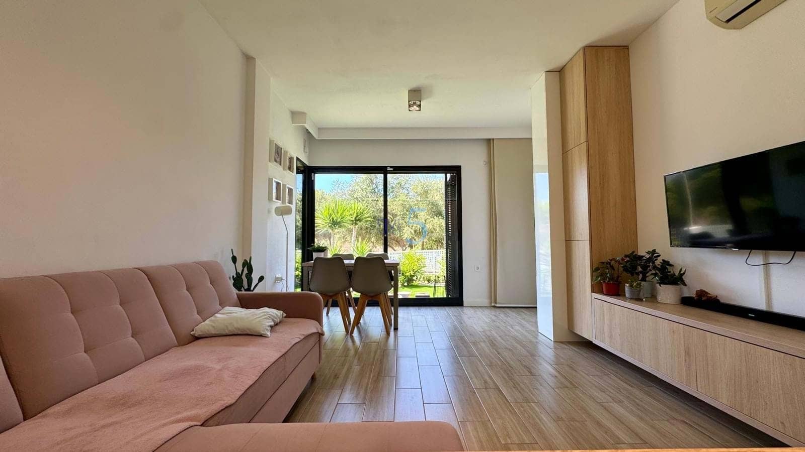 3 bedroom Villa for sale in La Zenia with pool - € 519,900 (Ref: 9100313)