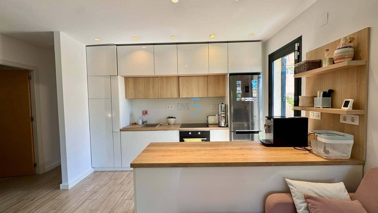 3 bedroom Villa for sale in La Zenia with pool - € 519,900 (Ref: 9100313)