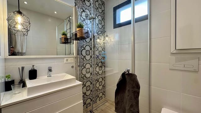 3 camera da letto Villa in vendita in La Zenia, Orihuela con piscina - 519.900 € (Rif: 9100313)