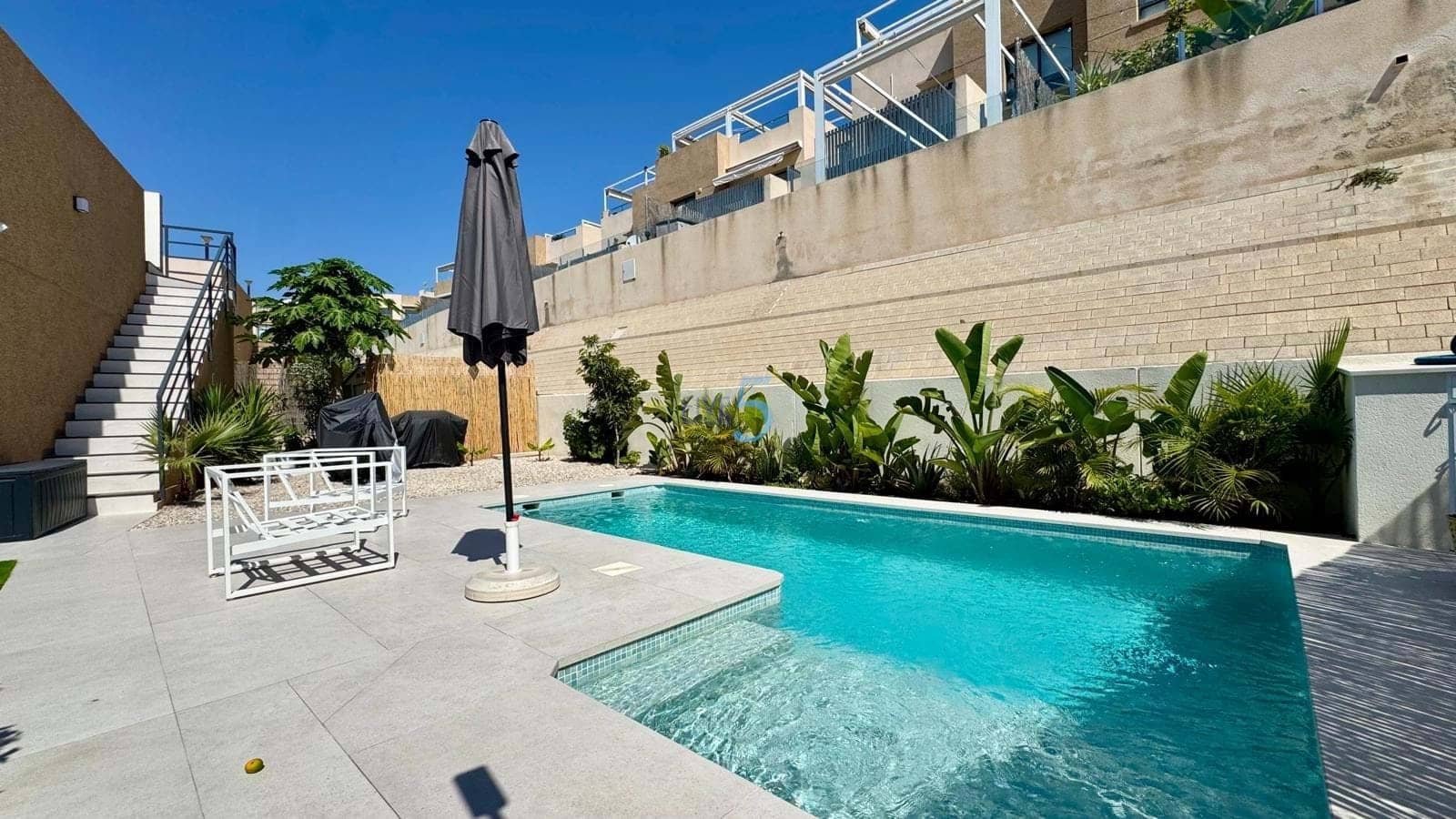 3 bedroom Villa for sale in La Zenia with pool - € 519,900 (Ref: 9100313)