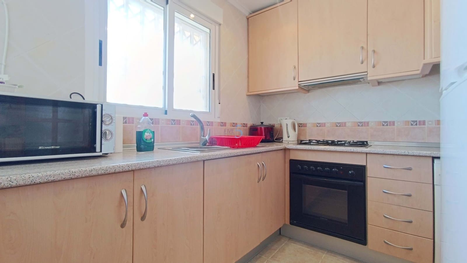 5 soverom Hus til salgs i San Fulgencio - € 135 000 (Ref: 9105032)