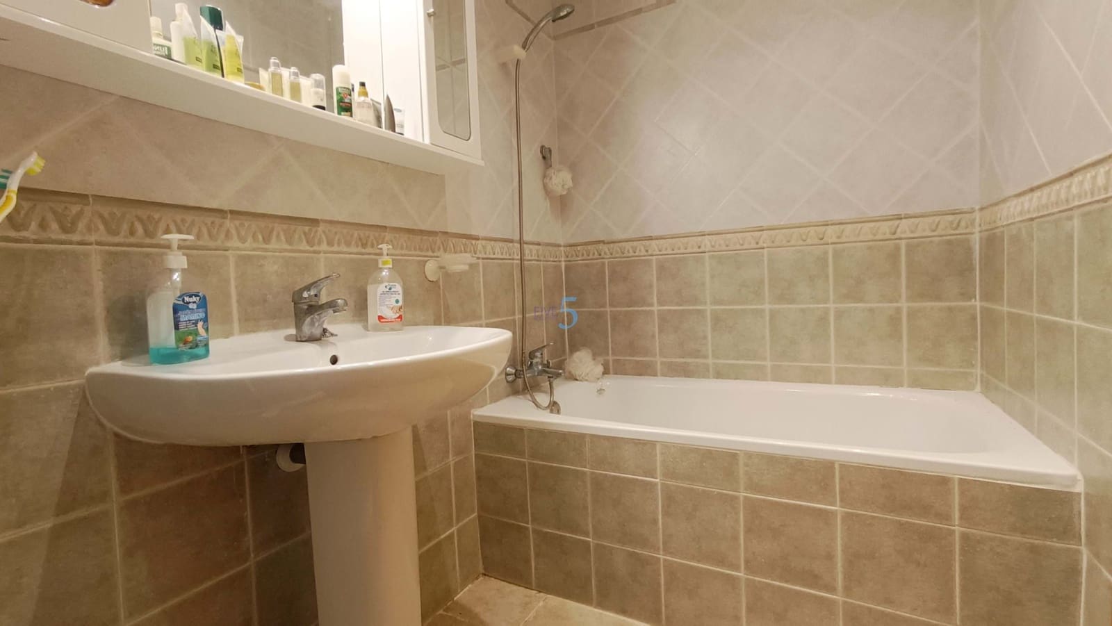 5 soverom Hus til salgs i San Fulgencio - € 135 000 (Ref: 9105032)