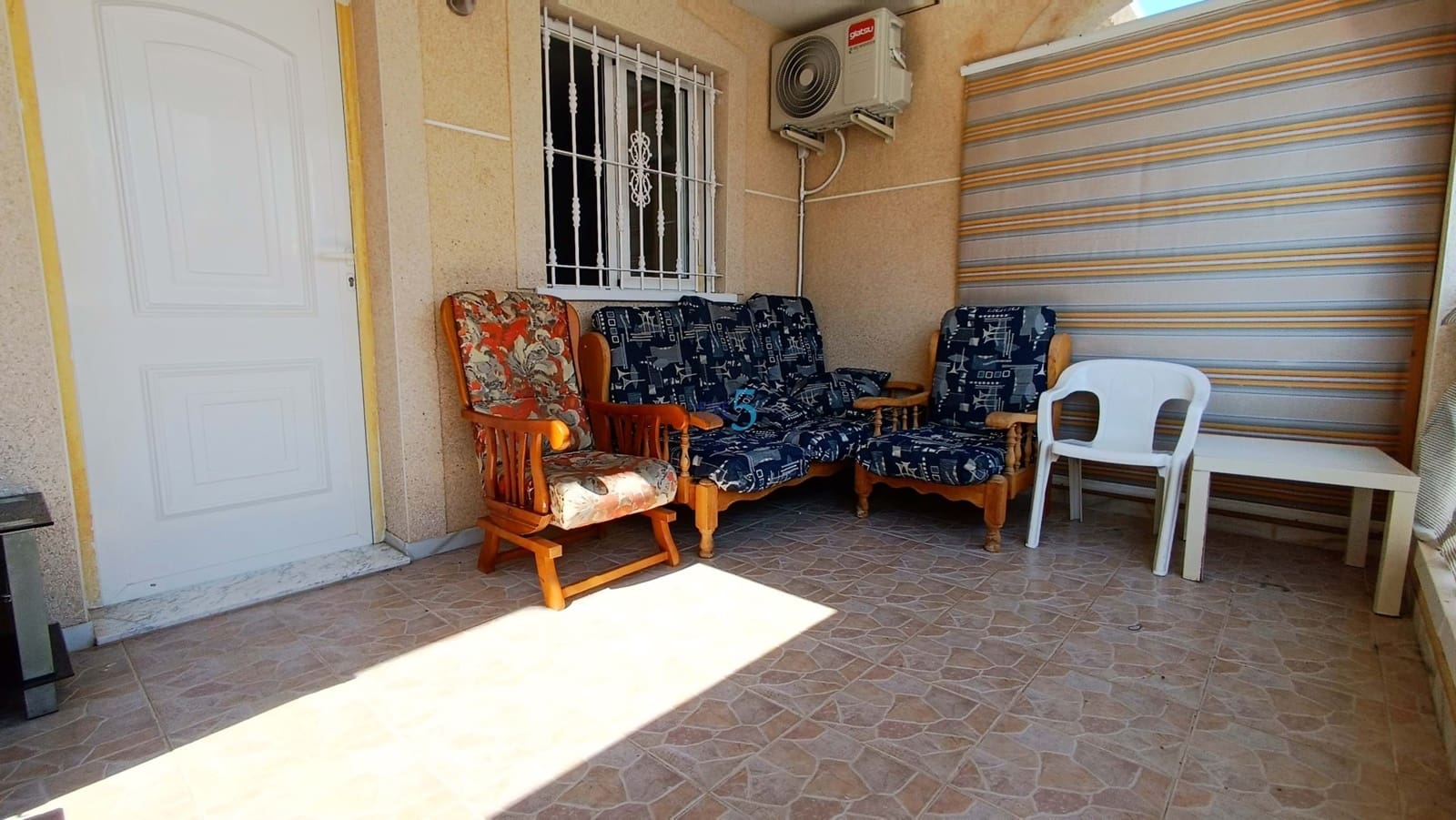 5 soverom Hus til salgs i San Fulgencio - € 135 000 (Ref: 9105032)