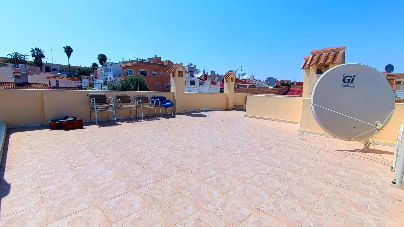 5 soverom Hus til salgs i San Fulgencio - € 135 000 (Ref: 9105032)