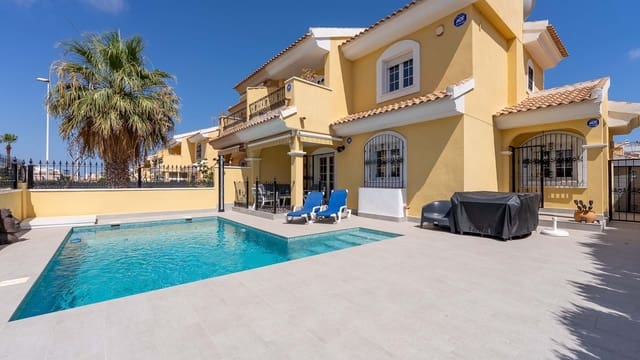 3 soveværelse Semi-Rækkehus til salg i Los Dolses, Orihuela med garage - € 375.000 (Ref: 9105853)