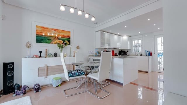 3 soverom Kjedet enebolig til salgs i Los Dolses, Orihuela med garasje - € 375 000 (Ref: 9105853)