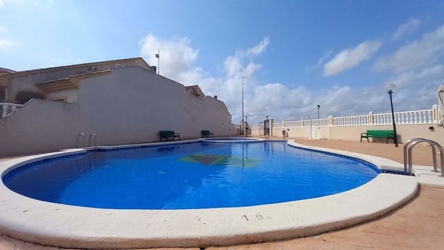 3 soveværelse Byhus til salg i Daya Nueva med swimmingpool - € 170.000 (Ref: 9108341)