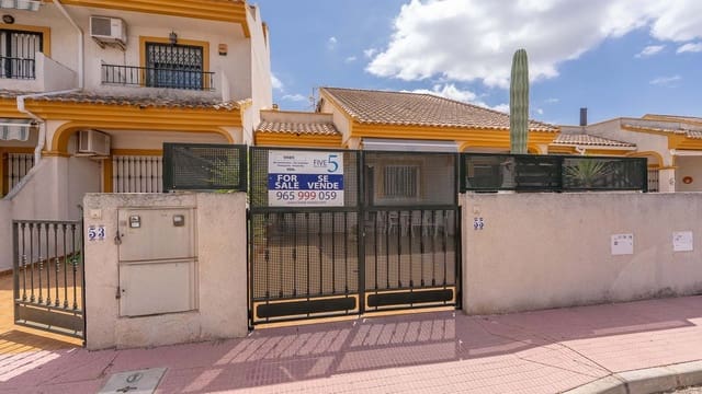 3 soveværelse Byhus til salg i Daya Nueva med swimmingpool - € 170.000 (Ref: 9108341)