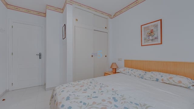 2 makuuhuone Bungalow myytävänä paikassa Los Balcones mukana uima-altaan - 124 900 € (Ref: 9109915)