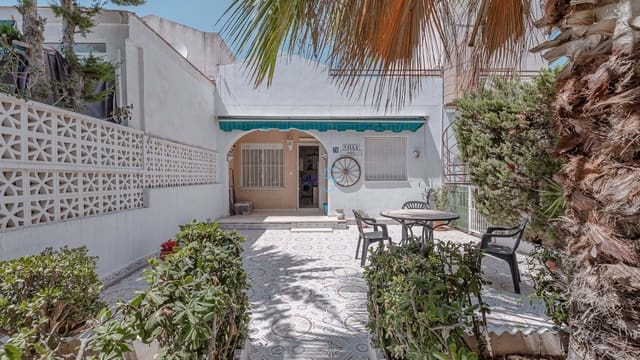 2 makuuhuone Bungalow myytävänä paikassa Los Balcones mukana uima-altaan - 124 900 € (Ref: 9109915)