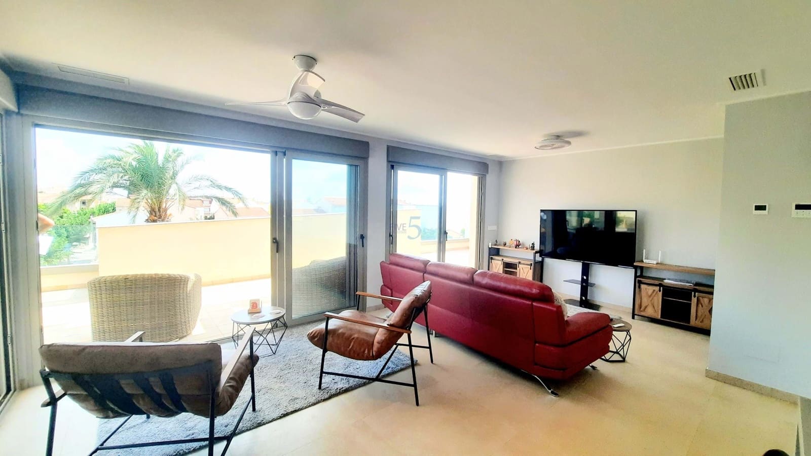 2 bedroom Apartment for sale in Torre de la Horadada with garage - € 495,000 (Ref: 9109918)