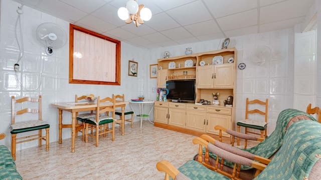 4 quarto Bungalow para venda em Los Alcázares - 117 500 € (Ref: 9109919)