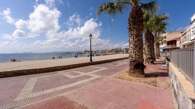 4 quarto Bungalow para venda em Los Alcázares - 117 500 € (Ref: 9109919)