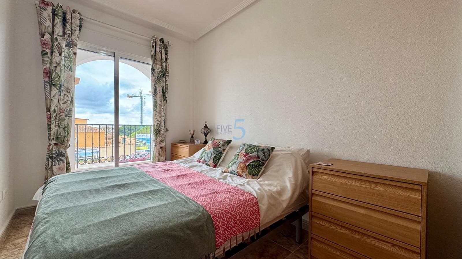 2 quarto Casa em Banda para venda em Orihuela Costa com piscina garagem - 174 500 € (Ref: 9113136)