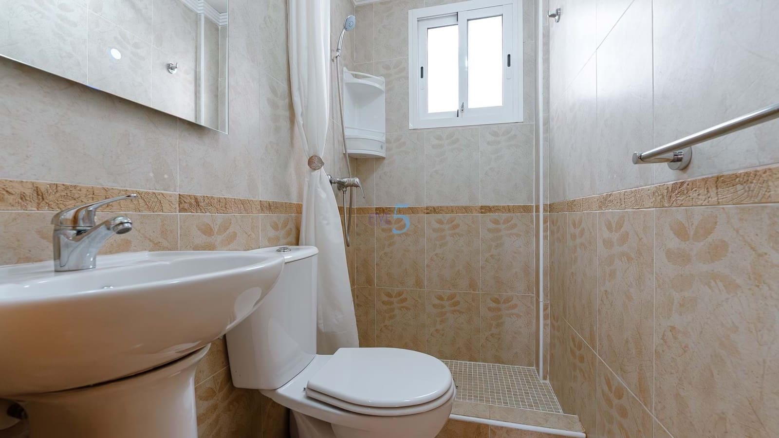 2 quarto Casa em Banda para venda em Orihuela Costa com piscina garagem - 174 500 € (Ref: 9113136)