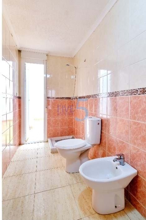 Apartamento de 3 habitaciones en Torrevieja en venta - 157.000 € (Ref: 9113399)