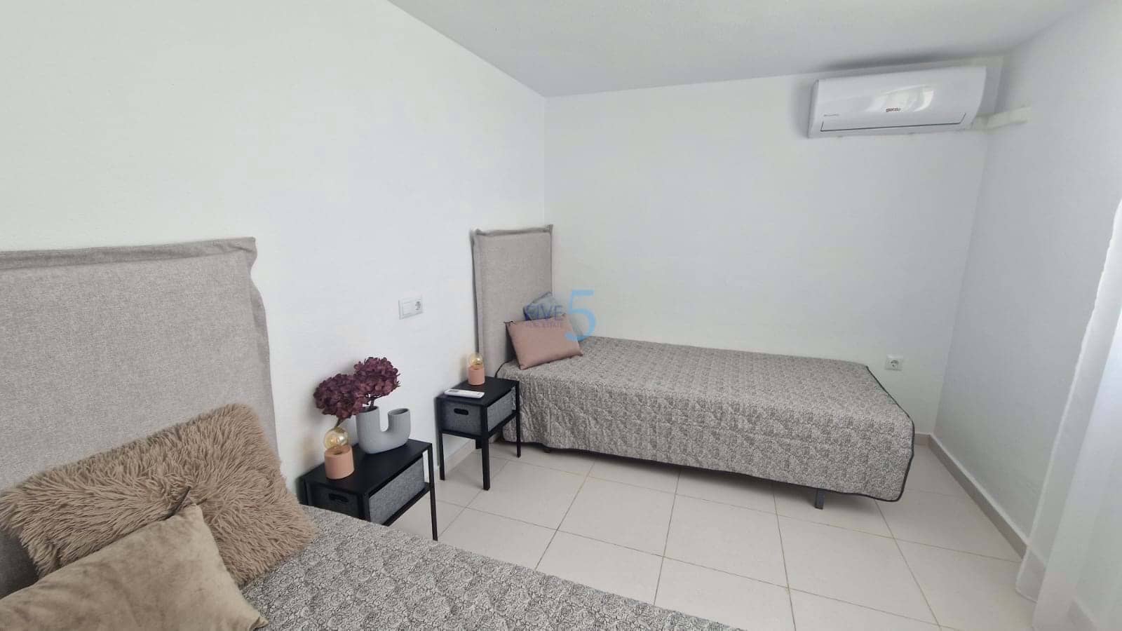 2 soveværelse Lejlighed til salg i Torrevieja - € 205.000 (Ref: 9113400)