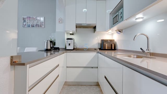 2 soverom Hus til salgs i Playa Flamenca, Orihuela med svømmebasseng - € 199 900 (Ref: 9113401)