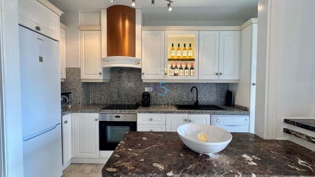 3 chambre Appartement à vendre à Las Ramblas Golf, Orihuela avec piscine garage - 295 000 € (Ref: 9113402)