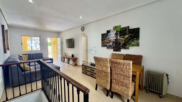 4 makuuhuone Huoneisto myytävänä paikassa Villamartin, Orihuela mukana uima-altaan - 189 995 € (Ref: 9115210)