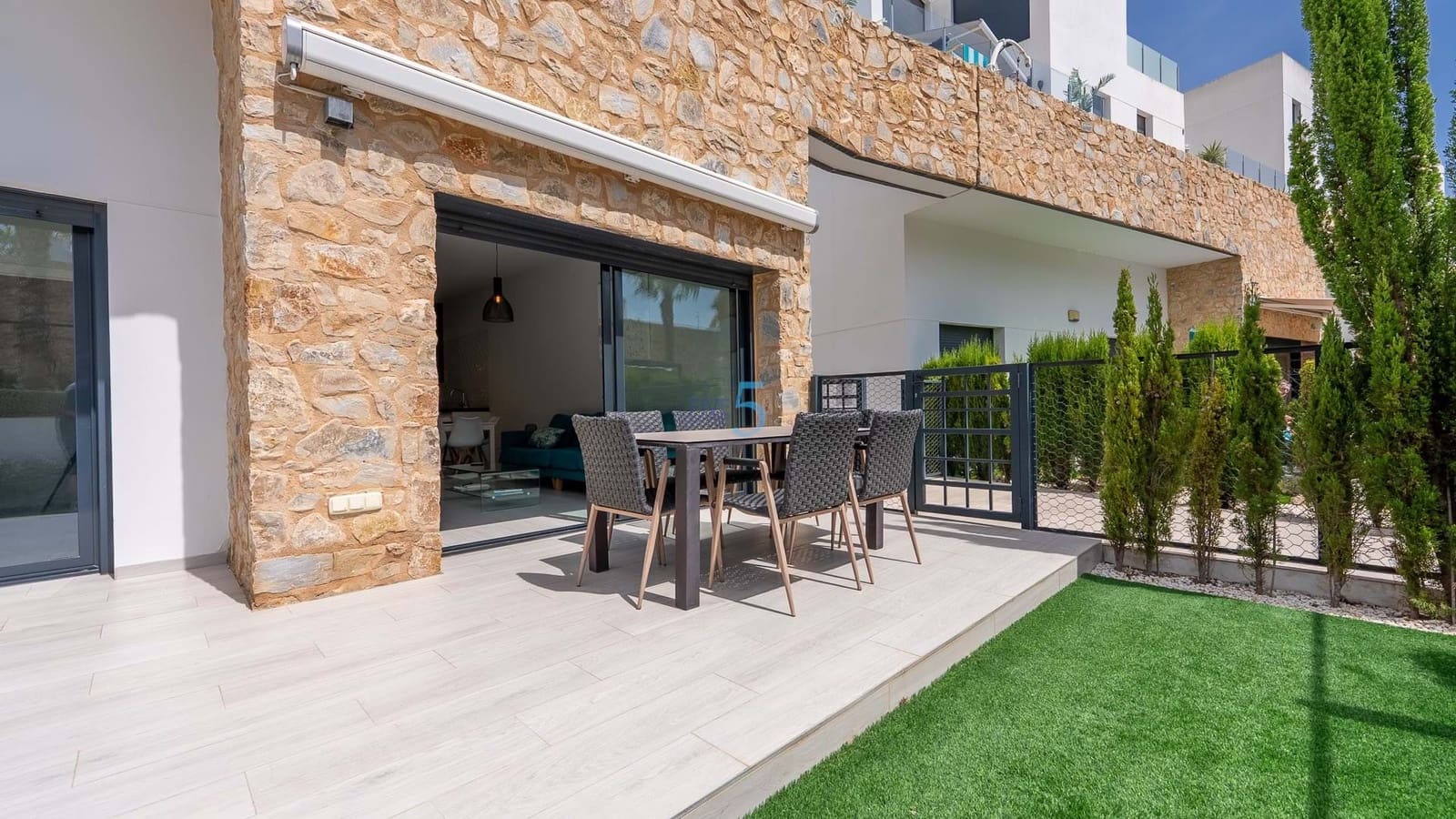 3 bedroom Apartment for sale in Villamartin with pool garage - € 289,000 (Ref: 9116539)