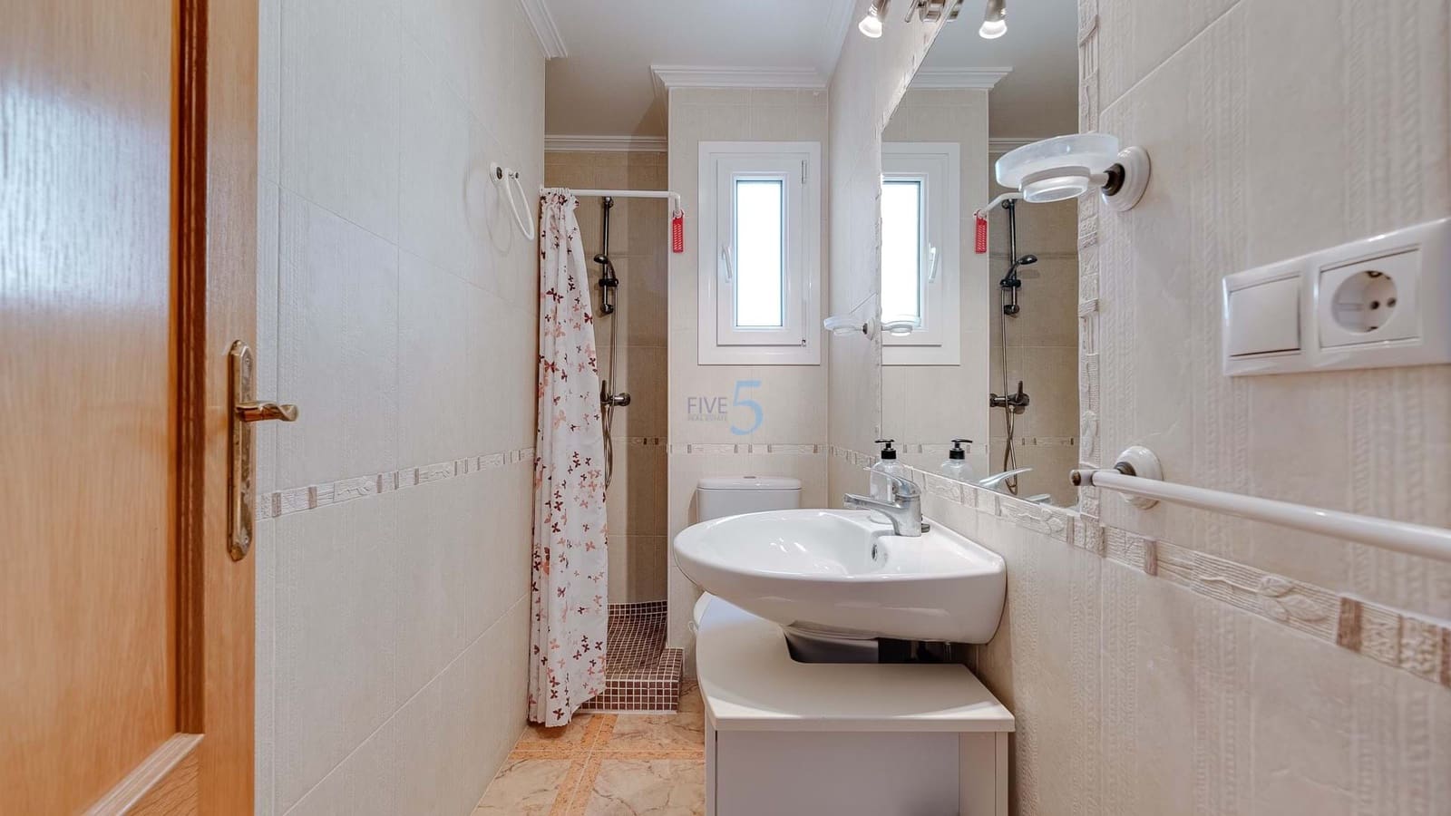 Apartamento de 2 habitaciones en San Pedro del Pinatar en venta con piscina garaje - 119.999 € (Ref: 9124241)