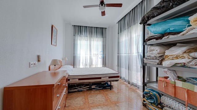 Apartamento de 2 habitaciones en San Pedro del Pinatar en venta con piscina garaje - 119.999 € (Ref: 9124241)