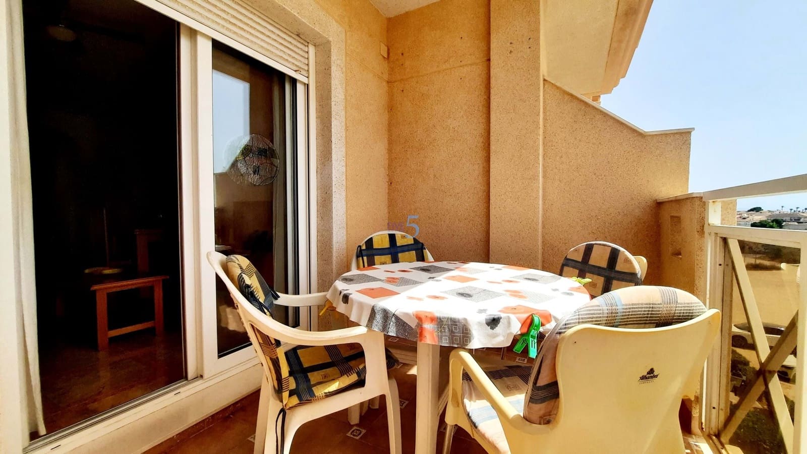 Apartamento de 2 habitaciones en San Pedro del Pinatar en venta con piscina garaje - 119.999 € (Ref: 9124241)