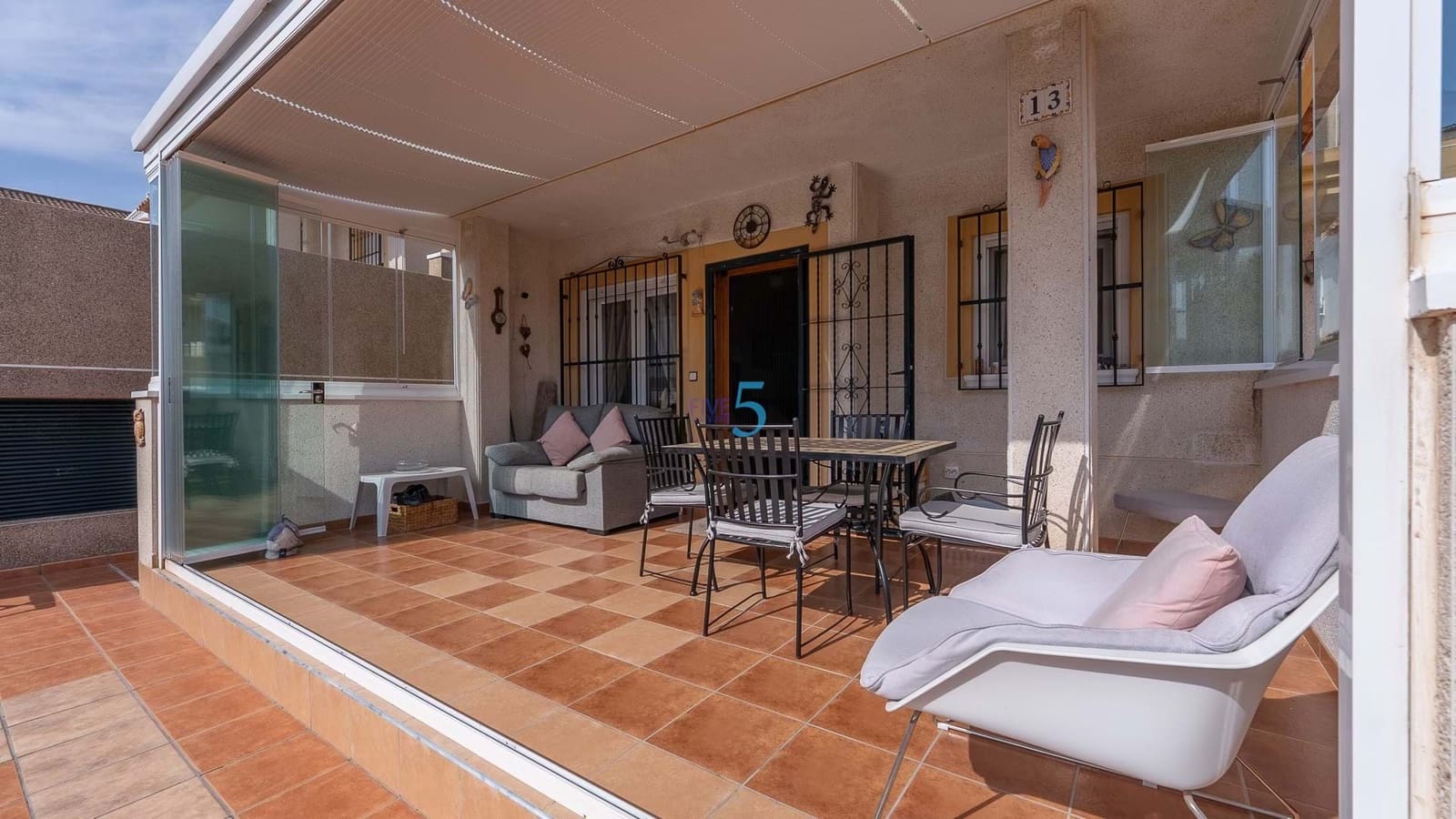 3 quarto Moradia para venda em Villamartin com piscina garagem - 239 000 € (Ref: 9127449)