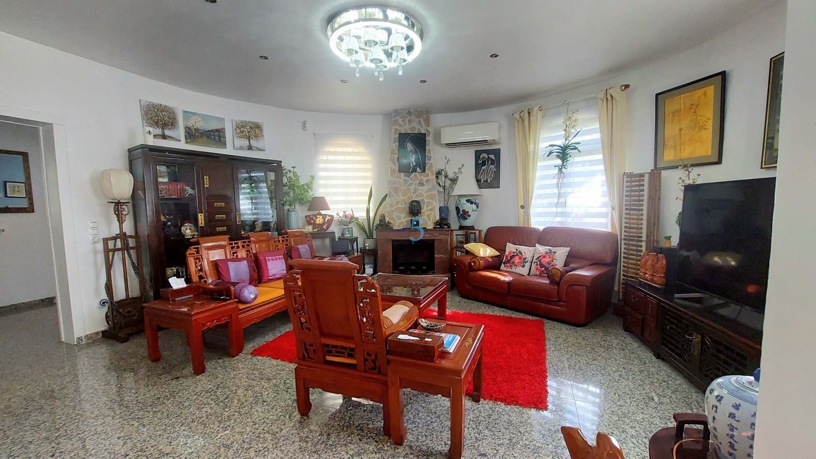 Chalet de 4 habitaciones en Torrevieja en venta con piscina garaje - 525.000 € (Ref: 9128909)