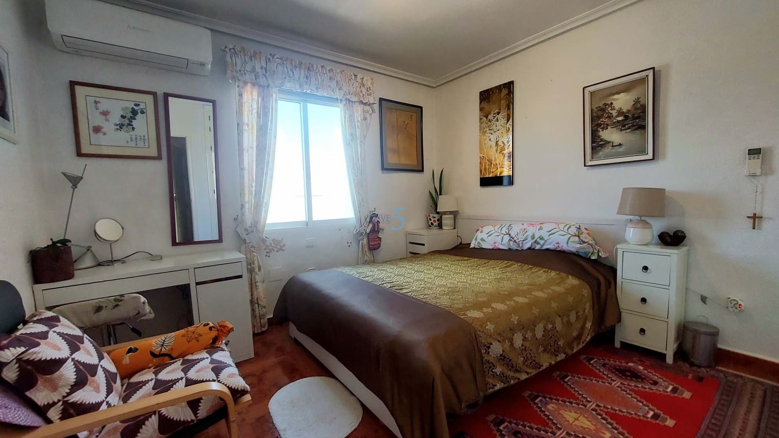 Chalet de 4 habitaciones en Torrevieja en venta con piscina garaje - 525.000 € (Ref: 9128909)