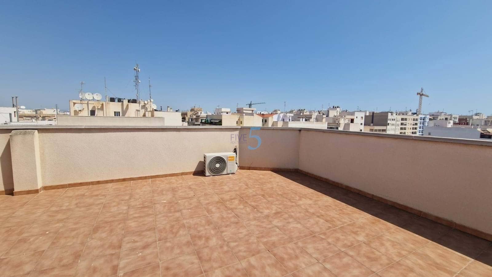 2 sovrum Lägenhet till salu i Torrevieja - 140 500 € (Ref: 9128910)