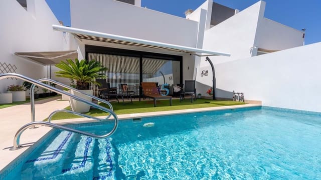 3 soveværelse Villa til salg i Lo Pagan, San Pedro del Pinatar med swimmingpool garage - € 495.000 (Ref: 9130194)