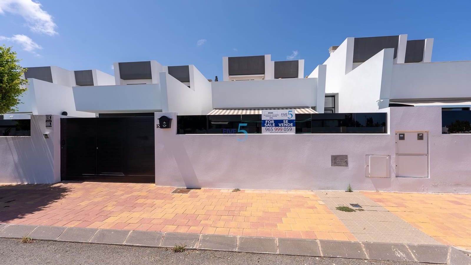 3 soveværelse Villa til salg i Lo Pagan med swimmingpool garage - € 495.000 (Ref: 9130194)