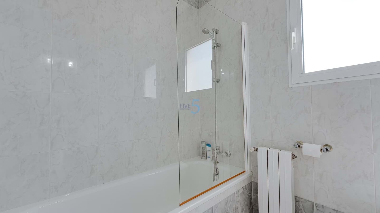 3 bedroom Villa for sale in Villamartin with pool garage - € 379,000 (Ref: 9130516)