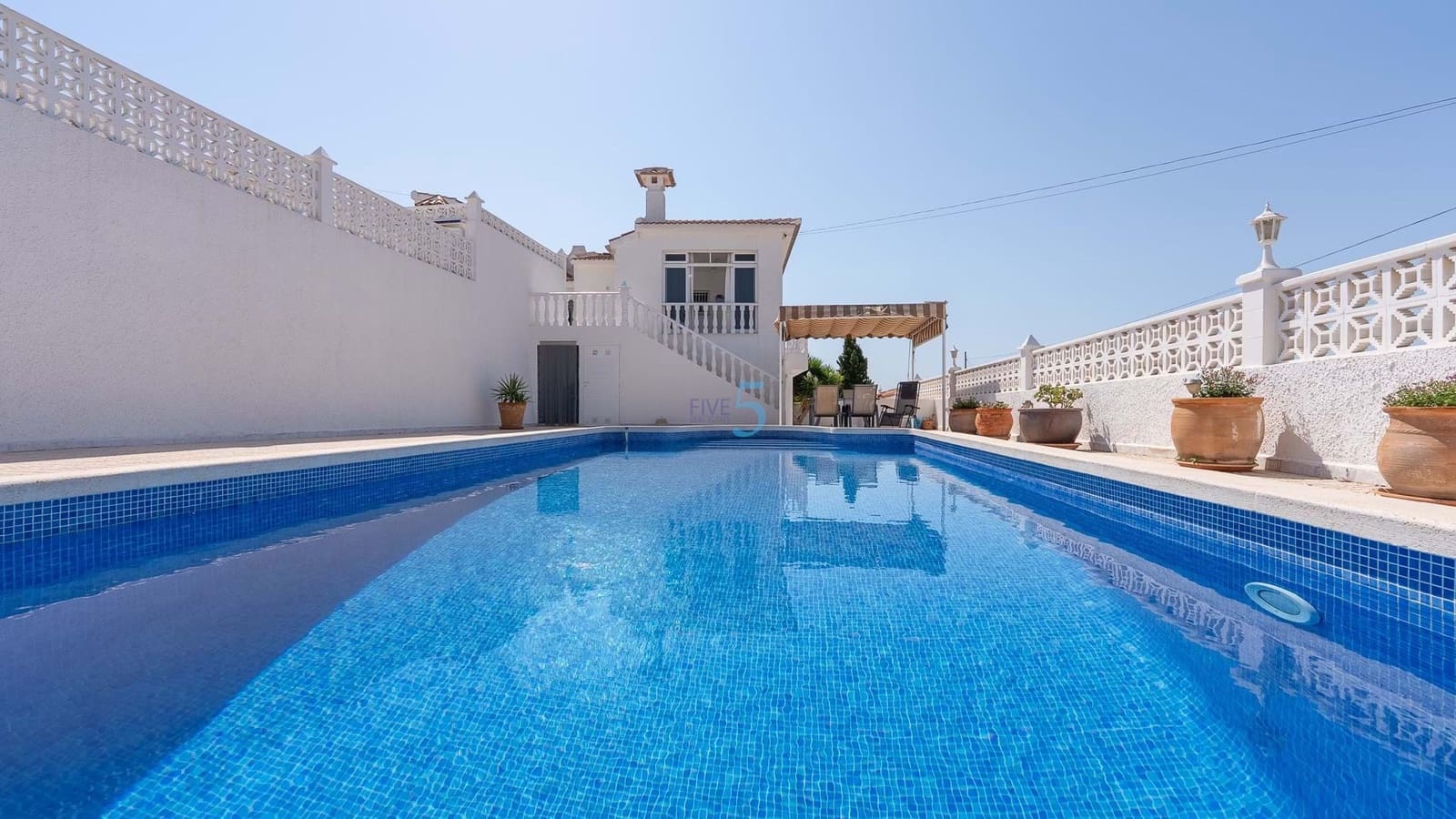 3 bedroom Villa for sale in Villamartin with pool garage - € 379,000 (Ref: 9130516)