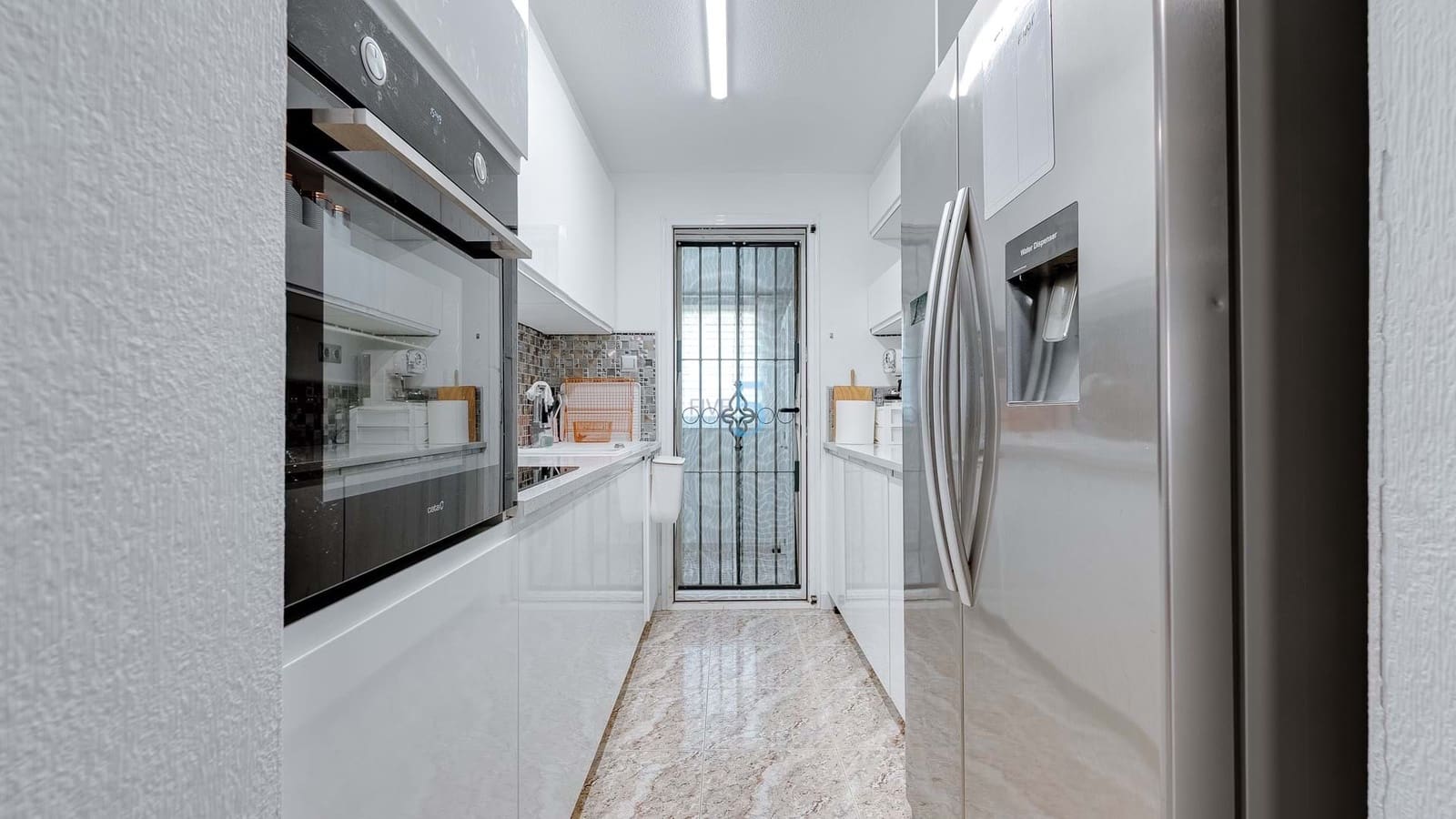 3 soverom Hus til salgs i Lo Crispin med svømmebasseng garasje - € 179 950 (Ref: 9133784)