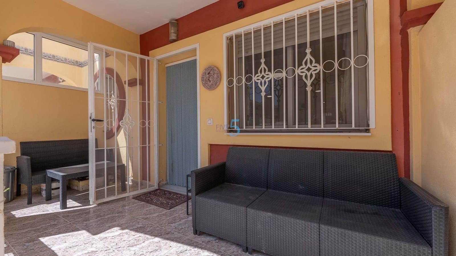 3 soverom Hus til salgs i Lo Crispin med svømmebasseng garasje - € 179 950 (Ref: 9133784)