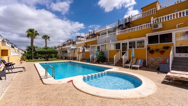 3 makuuhuone Omakotitalo myytävänä paikassa Lo Crispin, Algorfa mukana uima-altaan 
autotalli - 179 950 € (Ref: 9133784)