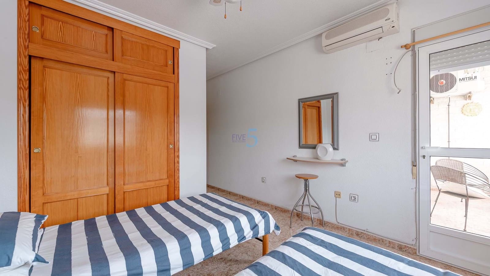 5 quarto Casa em Banda para venda em Pilar de la Horadada - 269 000 € (Ref: 9136444)