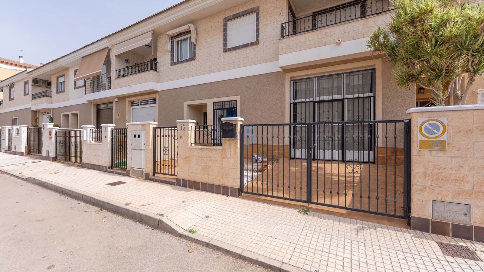 5 quarto Casa em Banda para venda em Pilar de la Horadada - 269 000 € (Ref: 9136444)