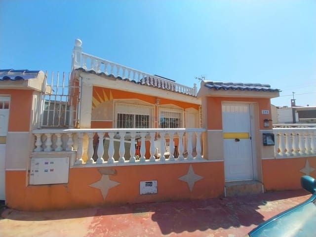 3 quarto Bungalow para venda em Torrevieja com garagem - 162 000 € (Ref: 9138652)